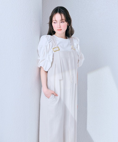 Audie a Muses(オーディアミューズ)の「前ファスナージャンパードレス(ワンピース・レディース・ベージュ/ブラック・38/42)」の4枚目の写真