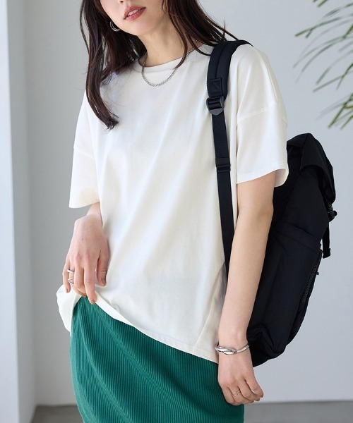 BELLUNA(ベルーナ)の「【接触冷感 汗ジミ防止】360°サマ見えコクーンTシャツ(Tシャツ/カットソー・レディース・ライム/オフホワイト/ブラック/ロイヤルブルー/モカ・LARGE/MEDIUM/X-LARGE)」の2枚目の写真