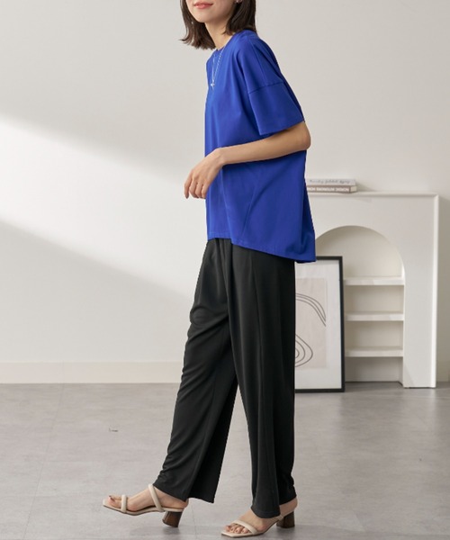 BELLUNA(ベルーナ)の「【接触冷感 汗ジミ防止】360°サマ見えコクーンTシャツ(Tシャツ/カットソー・レディース・ライム/オフホワイト/ブラック/ロイヤルブルー/モカ・LARGE/MEDIUM/X-LARGE)」の11枚目の写真
