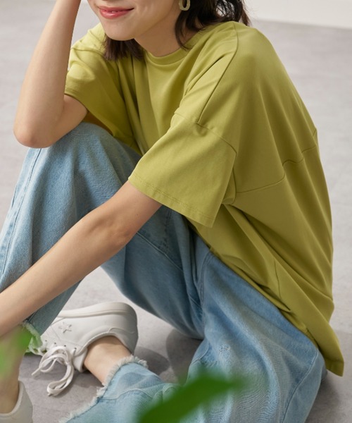 BELLUNA(ベルーナ)の「【接触冷感 汗ジミ防止】360°サマ見えコクーンTシャツ(Tシャツ/カットソー・レディース・ライム/オフホワイト/ブラック/ロイヤルブルー/モカ・LARGE/MEDIUM/X-LARGE)」の16枚目の写真