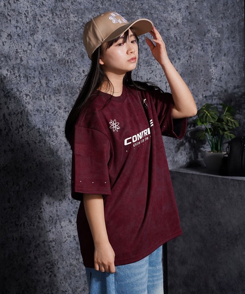 1111clothing(ワンフォークロージング)の「スタッズ ゲームデザイン Tee / Studs Game Design T-Shirt(Tシャツ/カットソー・メンズ・ブラック/ワイン・M/L)」の21枚目の写真