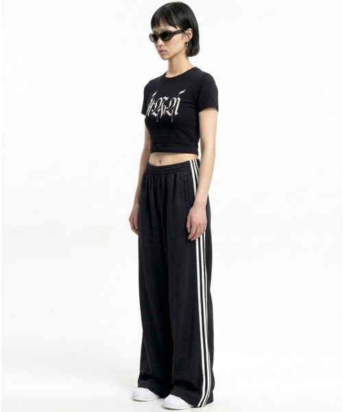 REBRENNER(リブレンナー)の「DTF レディース 20番手 クロップ半袖Tシャツ(Tシャツ/カットソー・レディース・その他・FREE)」の2枚目の写真