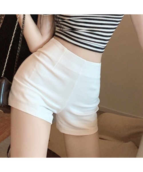 Bling Leads(ブリングリーズ)の「【Bls】 【ZL】【Bling Leads】ハイウエスト ホットパンツ(その他パンツ・レディース・ホワイト/ブラック・FREE)」の1枚目の写真