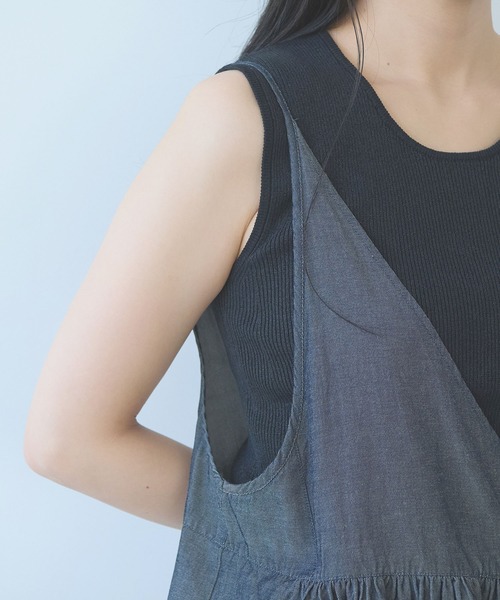 yuni(ユニ )の「R/C soft denim cachecoeur bistier blouse(シャツ/ブラウス・レディース・ネイビー・FREE)」の18枚目の写真