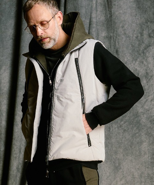 wjk(ダヴルジェイケイ)の「mcg3810- solid zip vest ジップベスト(2602 ny59j)(ベスト・メンズ・グレー/スミクロ・S/M/L/XL)」の4枚目の写真
