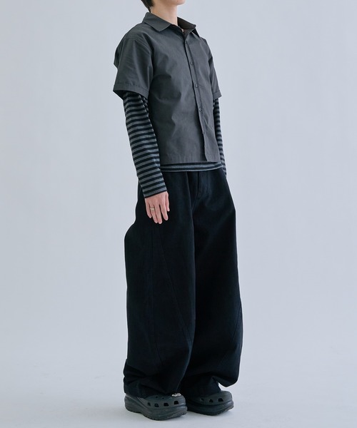 EPNK(イーピーエヌケー)の「Formed cropped shirt / フォームクロップドシャツ(シャツ/ブラウス・メンズ・チャコールグレー/ブルー・SMALL/MEDIUM/LARGE)」の5枚目の写真