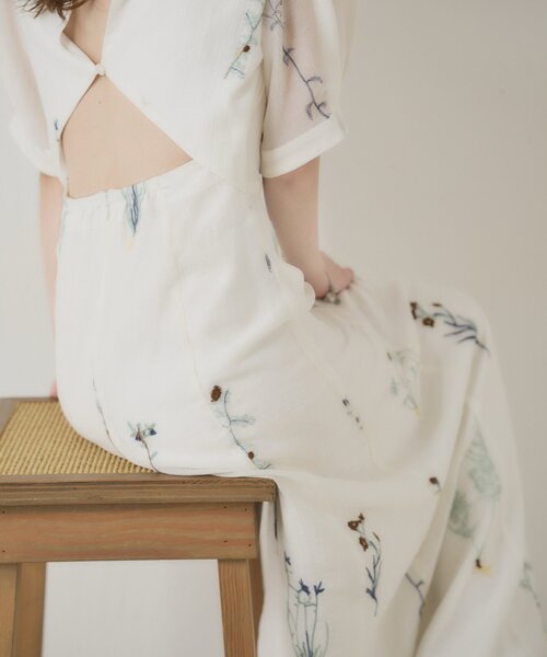 Kastane（カスタネ）の「【SAWAMOTO企画/WEB限定】SOLASE BLOOM ONEPIECE（ワンピース・レディース・サックスブルー/アイボリー・0/1）」の13枚目の写真