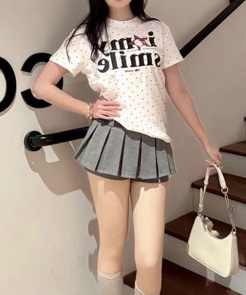 Sibra（シブラ）の「ドット柄ロゴプリントコンパクトTシャツ（Tシャツ/カットソー・レディース・グレー/ホワイト系その他/ホワイト・M）」の4枚目の写真
