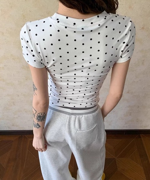 Sibra（シブラ）の「ドット柄ロゴプリントコンパクトTシャツ（Tシャツ/カットソー・レディース・グレー/ホワイト系その他/ホワイト・M）」の13枚目の写真