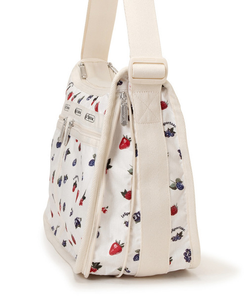 LeSportsac(レスポートサック)の「DELUXE EVERYDAY BAG ベリーメロウ(ショルダーバッグ・レディース・ホワイト・FREE)」の3枚目の写真