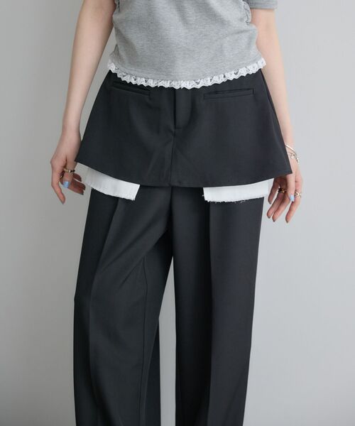 kivi(キヴィ)の「スカートレイヤードパンツ(スラックス・レディース・ブラック/ライトベージュ/ライトブルー・LARGE/MEDIUM)」の12枚目の写真