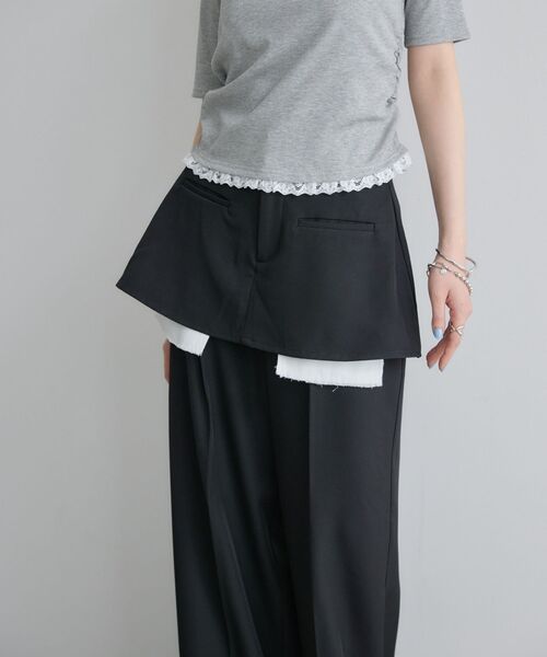 kivi(キヴィ)の「スカートレイヤードパンツ(スラックス・レディース・ブラック/ライトベージュ/ライトブルー・LARGE/MEDIUM)」の13枚目の写真