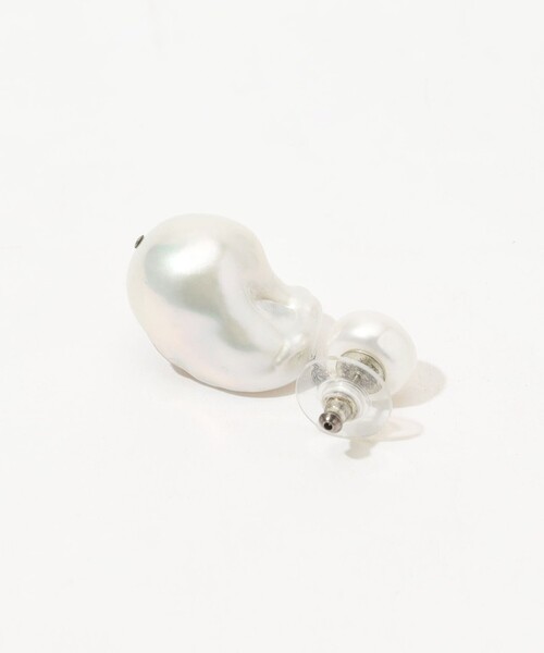SOPHIE BUHAI（ソフィーブハイ）の「SOPHIE BUHAI Essential Pearl ピアス（ピアス（両耳用）・レディース・ホワイト系その他・FREE）」の4枚目の写真