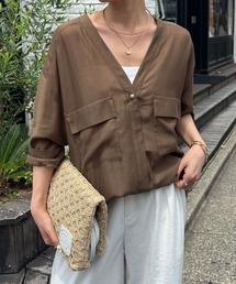 COLLAGE GALLARDAGALANTE | 着丈調整ができるヴィンテージライクVネックオーバーシアーシャツ/WEB限定カラー(シャツ/ブラウス)