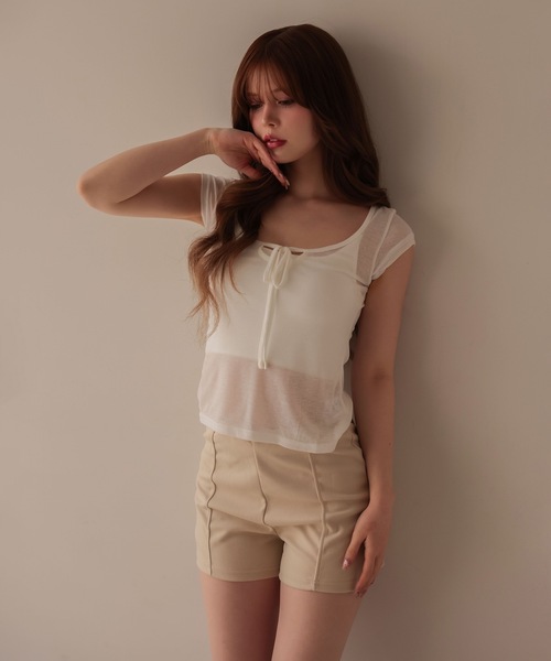 M DOLLY(エムドリー)の「Ribbon maisie french sleeve tops / リボンメイジーフレンチスリーブトップス(Tシャツ/カットソー・レディース・ホワイト/ピンクベージュ/ブラック・FREE)」の4枚目の写真