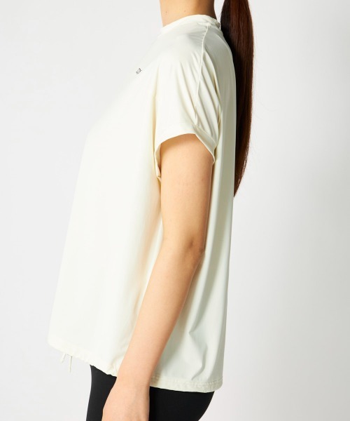 Kappa(カッパ)の「超冷感ドルマン半袖Tシャツ(Tシャツ/カットソー・レディース・ミント/オフホワイト/カーキ・MEDIUM/X-LARGE/LARGE)」の5枚目の写真