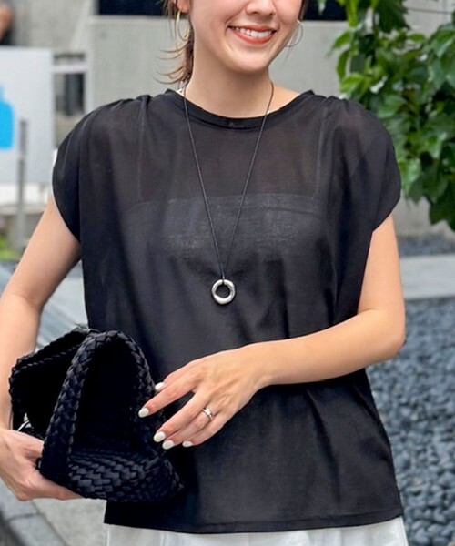 NOLLEY’S(ノーリーズ)の「ウォッシャブルシアードライコットンショルダーギャザープルオーバー(Tシャツ/カットソー・レディース・ブラック/ホワイト/サックスブルー・FREE)」の1枚目の写真