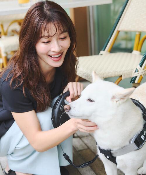 NATURAL BEAUTY BASIC(ナチュラルビューティーベーシック)の「【山本里菜さんコラボ】ドッキングペプラムカットソー(Tシャツ/カットソー・レディース・ブラック/オフホワイト・フリ-)」の11枚目の写真