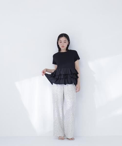 NATURAL BEAUTY BASIC(ナチュラルビューティーベーシック)の「【山本里菜さんコラボ】ドッキングペプラムカットソー(Tシャツ/カットソー・レディース・ブラック/オフホワイト・フリ-)」の15枚目の写真