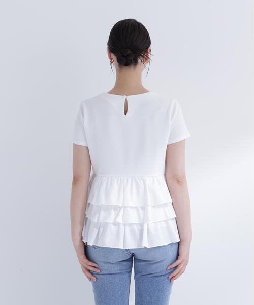 NATURAL BEAUTY BASIC(ナチュラルビューティーベーシック)の「【山本里菜さんコラボ】ドッキングペプラムカットソー(Tシャツ/カットソー・レディース・ブラック/オフホワイト・フリ-)」の9枚目の写真