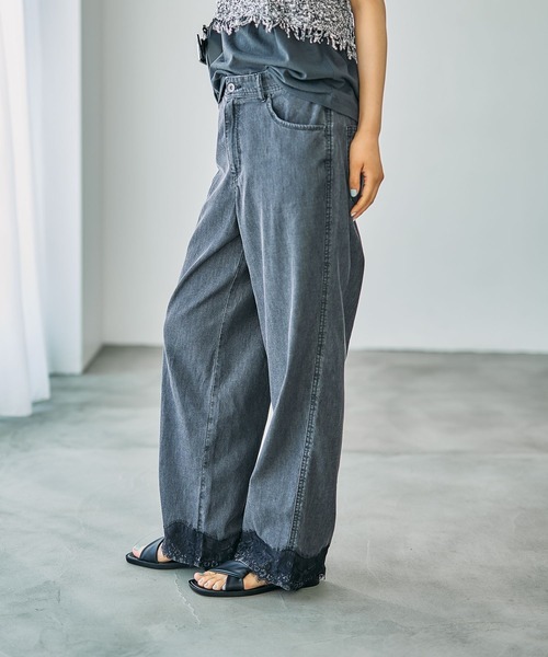 LEPSIM(レプシィム)の「スースー裾レースデニムパンツ 670524(デニムパンツ・レディース・ブルー/チャコールグレー・MEDIUM/LARGE)」の4枚目の写真