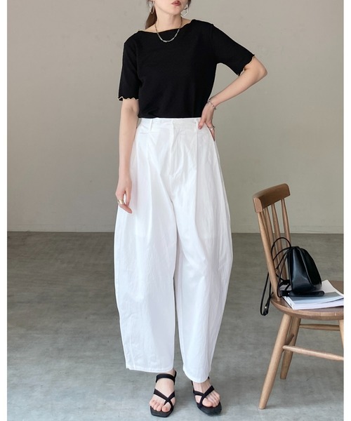 She's Closet(シーズクローゼット)の「半袖 メロウフリル ボートネックトップス 配色バイカラー tシャツ(Tシャツ/カットソー・レディース・ブラック/ホワイト・FREE)」の20枚目の写真