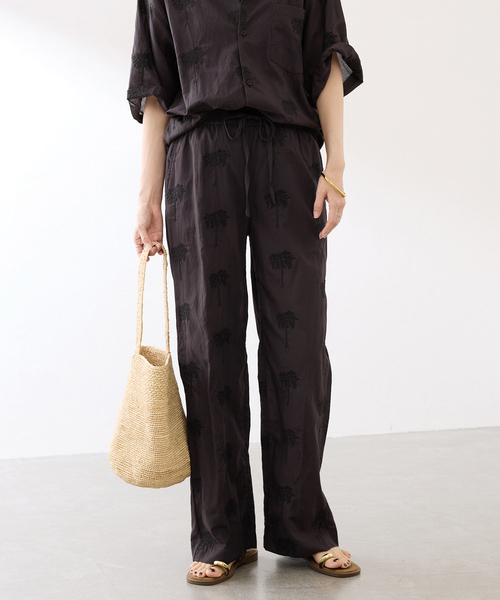 FRAMeWORK（フレームワーク）の「COUTURE D`ADAM/クチュールドアダム parm tree embroidery パンツ（その他パンツ・レディース・ブラック・MEDIUM/SMALL）」の14枚目の写真