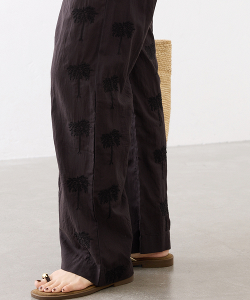 FRAMeWORK（フレームワーク）の「COUTURE D`ADAM/クチュールドアダム parm tree embroidery パンツ（その他パンツ・レディース・ブラック・MEDIUM/SMALL）」の18枚目の写真