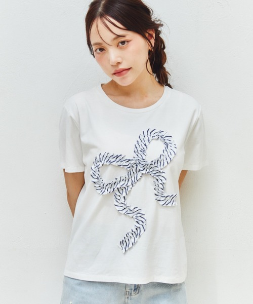 MELSOI.（メルソイ）の「エンブロイダリーリボンTシャツ（Tシャツ/カットソー・レディース・ネイビー/ブルー・FREE）」の9枚目の写真