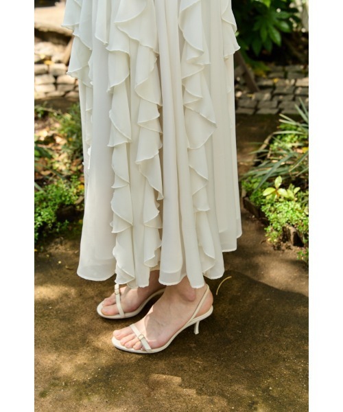 ERADIE(エラディエ)の「Ruffle Flow Dress ラッフルロングワンピース(ワンピース・レディース・アイボリー/ブラック・FREE)」の16枚目の写真