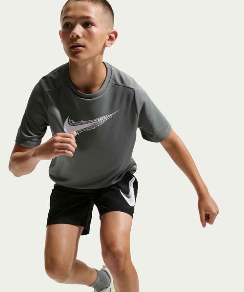 NIKE（ナイキ）の「ナイキ マルチ リフレッシュ ジュニア ショートパンツ / Nike Multi Refresh Big Kids' Shorts IO0736-010 Black（その他パンツ・キッズ・ブラック・160/150/140/130）」の4枚目の写真