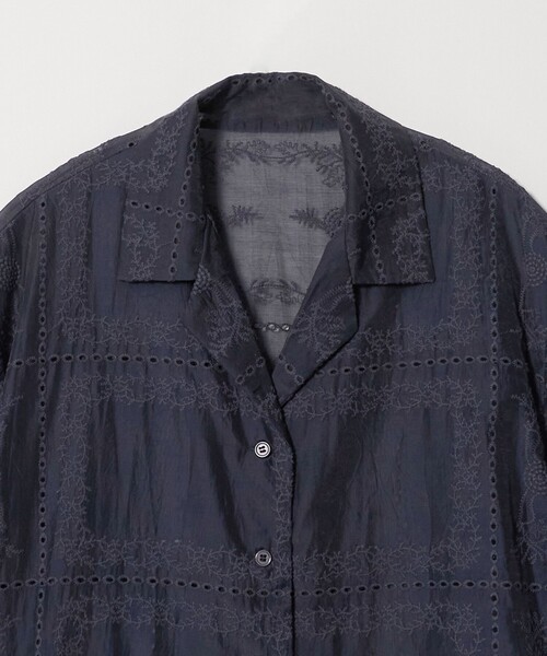 A DAY IN THE LIFE UNITED ARROWS(アデイインザライフユナイテッドアローズ)の「シアー エンブロイダリー オープンカラーシャツ <A DAY IN THE LIFE>(シャツ/ブラウス・レディース・ダークグレー/オフホワイト・FREE)」の14枚目の写真