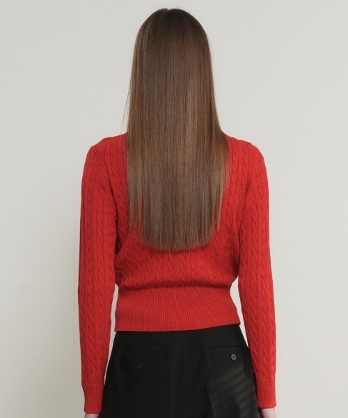 GENERAL IDEA（ジェネラルアイデア）の「GENERAL IDEA/ジェネラルアイディア WOMAN SIGNATURE SUPER FINE WOOL CABLE CARDIGAN ウールブレンドケーブル編みカーディガン 丸首 クルーネック ラウンドネック レディース 秋 秋服 2026年秋冬 冬服（カーディガン/ボレロ・レディース・イエロー/レッド・S/M/L/XS/XL）」の11枚目の写真