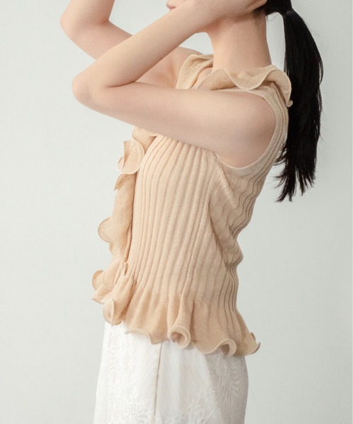 on:nue（オンニュ）の「【on:nue】[着用動画あり！] フリルデザインノースリーブニット（ニット/セーター・レディース・グレー/アイボリー/ベージュ/ブラック・FREE）」の21枚目の写真
