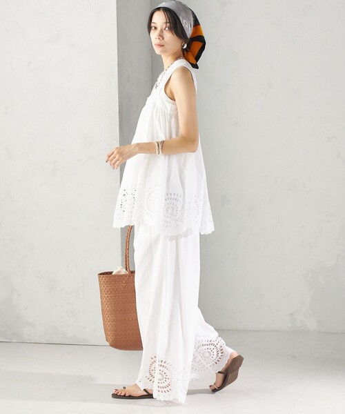 SHIPS(シップス)の「【SHIPS別注】THE CULTURE CORD: ARTIST SCARF(AS)(バンダナ/スカーフ・レディース・イエロー系/ホワイト/ピンク・ONE SIZE)」の18枚目の写真