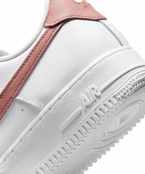 NIKE(ナイキ)の「ナイキ エア フォース 1 '07 エッセンシャル ウィメンズシューズ / Nike Air Force 1 '07 Essential Women's Shoes CZ0270-103 White(スニーカー・レディース・ホワイト・24.5/24/23.5/23/26/25.5/25/22.5/22)」の8枚目の写真