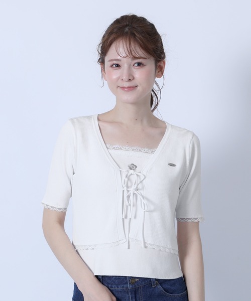 MARY QUANT(マリークワント)の「フロントリボンニット アンサンブル(Tシャツ/カットソー・レディース・マルチ/ホワイト/ライトブルー/ブラック・M)」の2枚目の写真