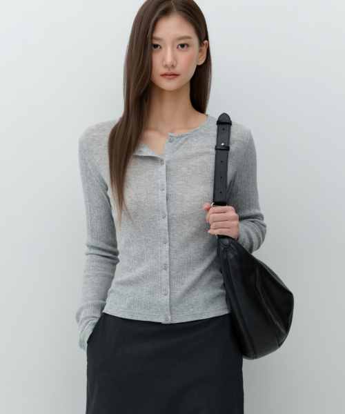 MUSINSA STANDARD WOMAN（ムシンサスタンダードウーマン）の「ウィメンズクレセントホーボーバッグ[ブラック]（ショルダーバッグ・レディース・その他・F）」の4枚目の写真