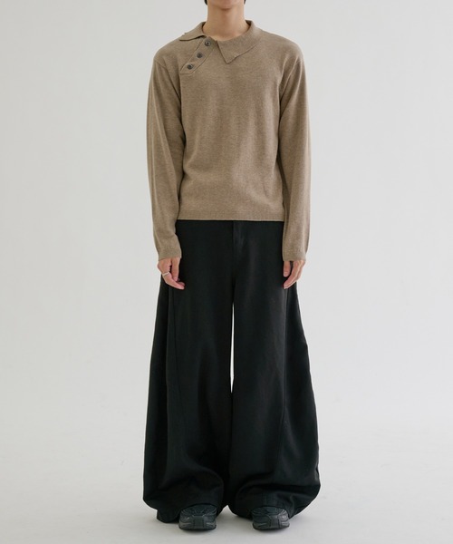 EPNK(イーピーエヌケー)の「Long sleeve asymmetry neck polo / ロングスリーブ アシンメトリーネックポロ(ニット/セーター・メンズ・グレー/グレイッシュベージュ/ブラック・MEDIUM/LARGE/SMALL)」の10枚目の写真