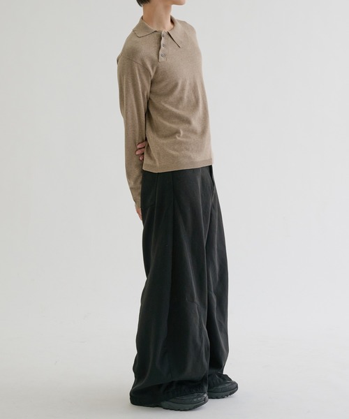EPNK(イーピーエヌケー)の「Long sleeve asymmetry neck polo / ロングスリーブ アシンメトリーネックポロ(ニット/セーター・メンズ・グレー/グレイッシュベージュ/ブラック・MEDIUM/LARGE/SMALL)」の14枚目の写真