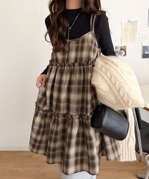 mily bilet（ミウィビレット）の「【mily bilet】重ねるだけで旬の甘めスタイルに。切替ティアードキャミチュニック（キャミソール・レディース・ブラウン系1/ブラック/ブラウン系2・MEDIUM/LARGE/X-LARGE/SMALL）」の17枚目の写真