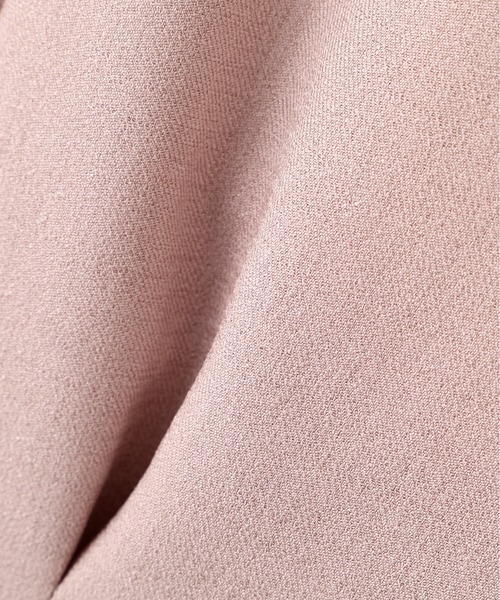 NATURAL BEAUTY BASIC(ナチュラルビューティーベーシック)の「<ちょうど、いい服>きゅっと、メリハリ仕掛けトップス(シャツ/ブラウス・レディース・ライトベージュ/ブラウン/ライトグリーン/ピンク・SMALL/MEDIUM)」の6枚目の写真