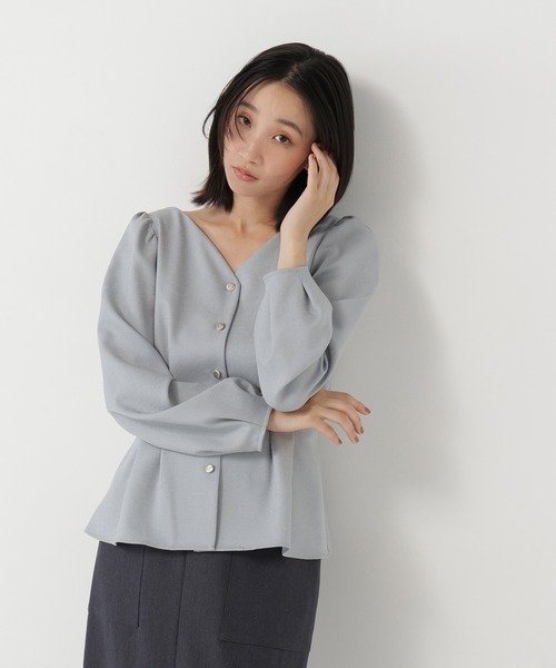 NATURAL BEAUTY BASIC(ナチュラルビューティーベーシック)の「<ちょうど、いい服>きゅっと、メリハリ仕掛けトップス(シャツ/ブラウス・レディース・ライトベージュ/ブラウン/ライトグリーン/ピンク・SMALL/MEDIUM)」の22枚目の写真