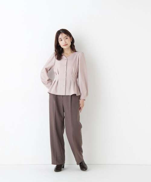 NATURAL BEAUTY BASIC(ナチュラルビューティーベーシック)の「<ちょうど、いい服>きゅっと、メリハリ仕掛けトップス(シャツ/ブラウス・レディース・ライトベージュ/ブラウン/ライトグリーン/ピンク・SMALL/MEDIUM)」の8枚目の写真