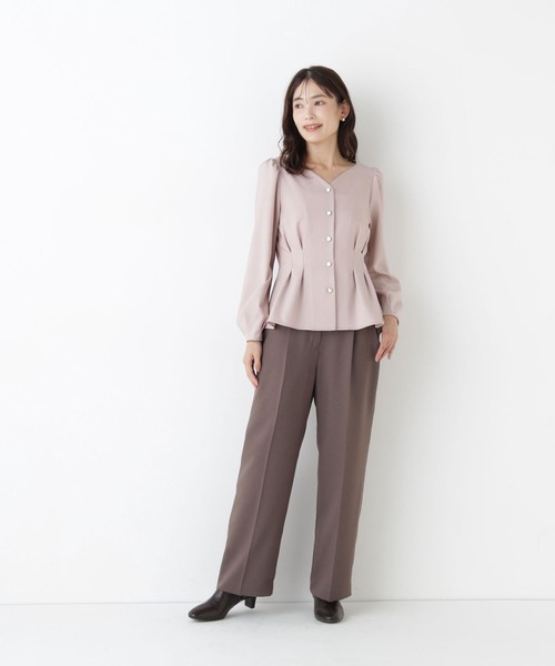 NATURAL BEAUTY BASIC(ナチュラルビューティーベーシック)の「<ちょうど、いい服>きゅっと、メリハリ仕掛けトップス(シャツ/ブラウス・レディース・ライトベージュ/ブラウン/ライトグリーン/ピンク・SMALL/MEDIUM)」の10枚目の写真