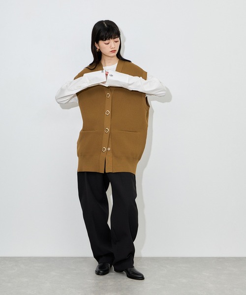 ADAM ET ROPE'(アダムエロペ)の「シャツカフスロングスリーブTシャツ(シャツ/ブラウス・レディース・ホワイト/サックスブルー・FREE)」の17枚目の写真
