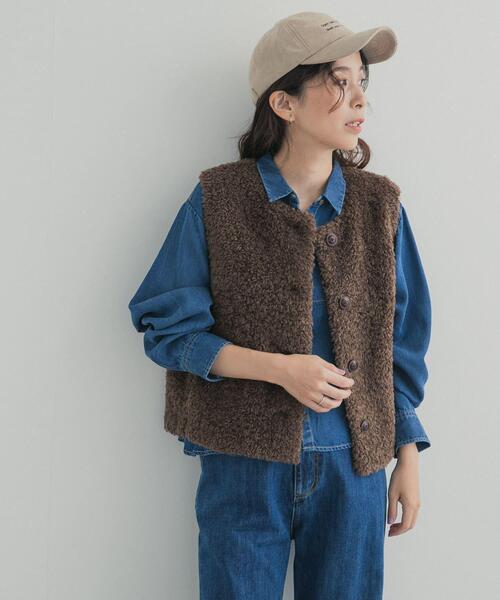 URBAN RESEARCH DOORS（アーバンリサーチドアーズ）の「テディボアベスト 26AW（ダウンベスト・レディース・ベージュ系その他/ブラウン・FREE）」の2枚目の写真