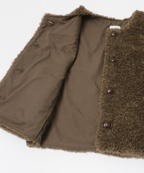 URBAN RESEARCH DOORS（アーバンリサーチドアーズ）の「テディボアベスト 26AW（ダウンベスト・レディース・ベージュ系その他/ブラウン・FREE）」の20枚目の写真