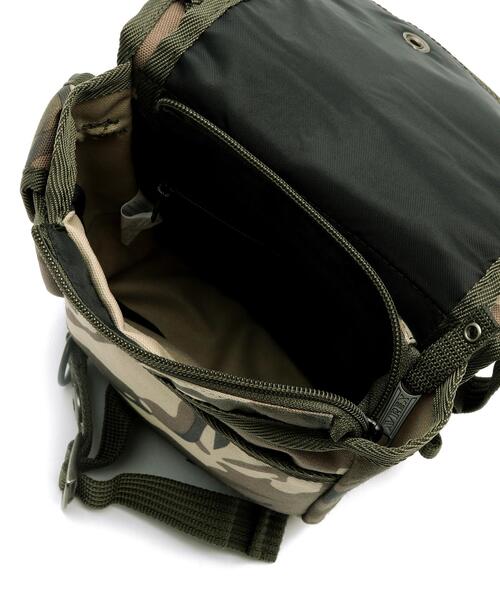 AVIREX(アヴィレックス)の「EAGLE 2WAY SHOULDER LEG BAG / AVX 348L(トートバッグ・メンズ・その他3/ブラック/ベージュ/カーキ/ネイビー・F)」の9枚目の写真