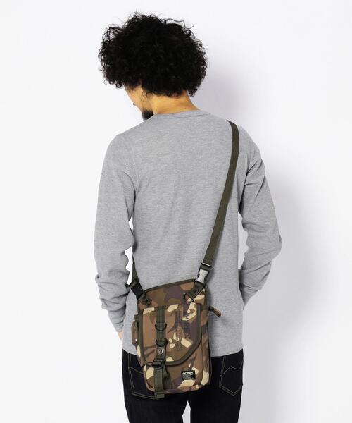 AVIREX(アヴィレックス)の「EAGLE 2WAY SHOULDER LEG BAG / AVX 348L(トートバッグ・メンズ・その他3/ブラック/ベージュ/カーキ/ネイビー・F)」の13枚目の写真
